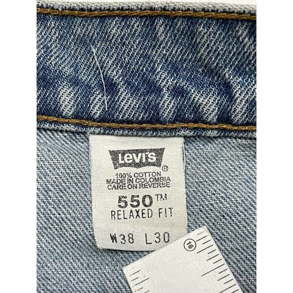 VINTAGE Levi's 550 Relaxed Fit Denim Jeans Men 37 X 30 Blue Tag Size 38 x 30 - Picture 9 of 12